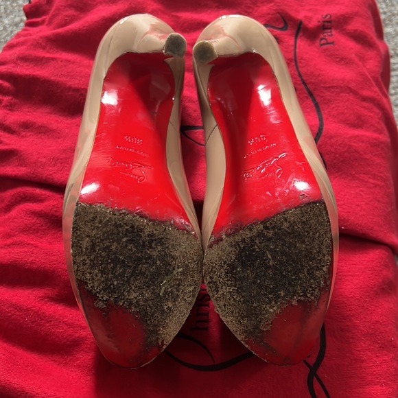 Christian Louboutin Bianca Platform Red Sole Pump, Nude Patent Leather - Picture 4 of 7